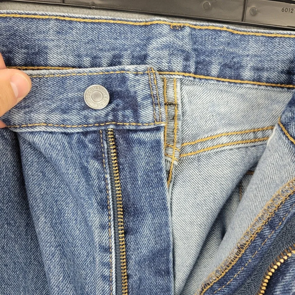 Levi's 505 Jeans Men 40x30 Blue Denim Cotton Light Wash Regular Fit Straight Leg